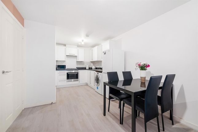 Flat for sale in Worcester Close, Anerley