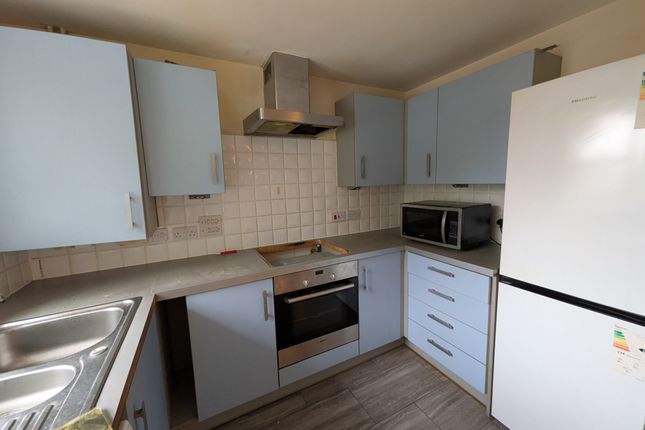 76, Redhill photo 5