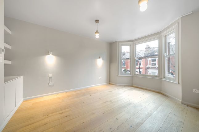 38, Kinsale Road, London photo 2