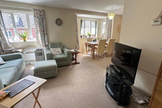 12, Dr Torrens Way, Norwich photo 3