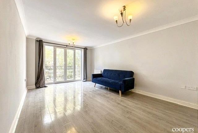 Pinner Road, Northwood photo 2