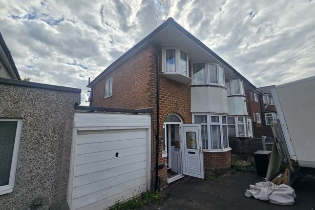 3-bed house on 306, Court Oak Road, Birmingham, £200,000