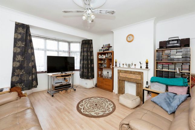 End terrace house for sale in Staines Road, Ilford
