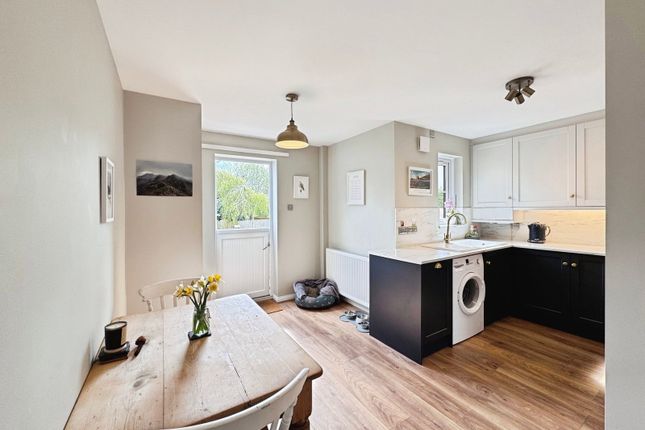 3, Beckside Gardens, Brampton photo 2