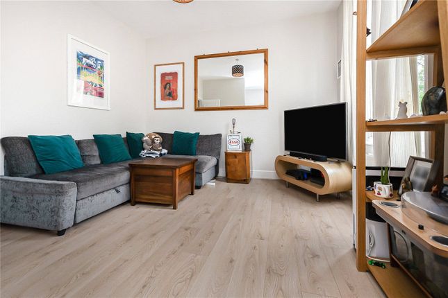 Arragon Road, Twickenham photo 4