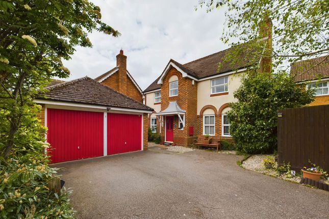 Thumbnail Detached house for sale in Swan Close, Watermead, Aylesbury