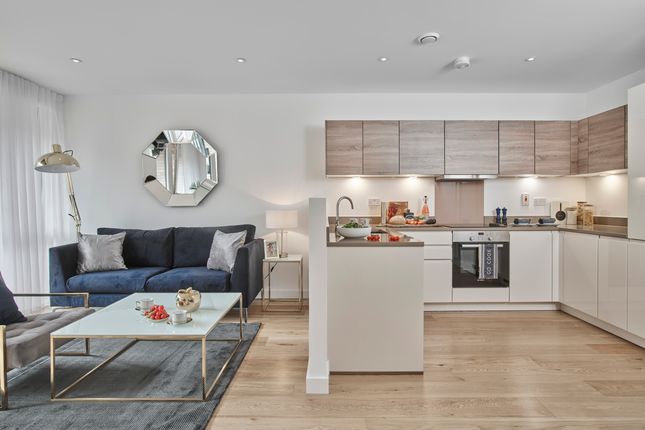 Uxbridge Road London Ub2 1 Bedroom Flat For Sale