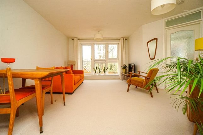 Thumbnail Flat for sale in Upper Maze Hill, St. Leonards-On-Sea