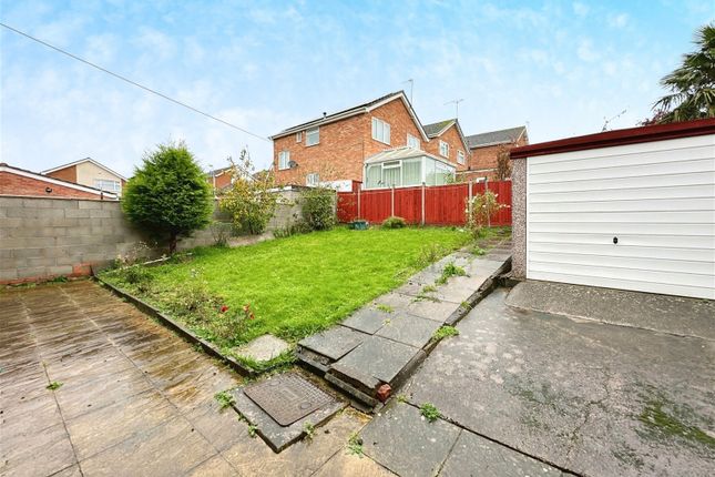 Detached house for sale in Foxcroft Close, Leicester
