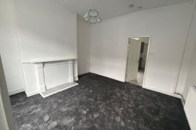 126, Marlborough Street, Ashton-Under-Lyne photo 3