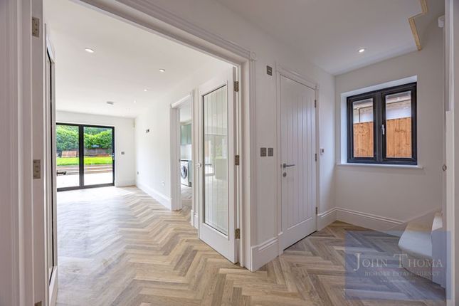 42, Ongar Road, Abridge photo 3