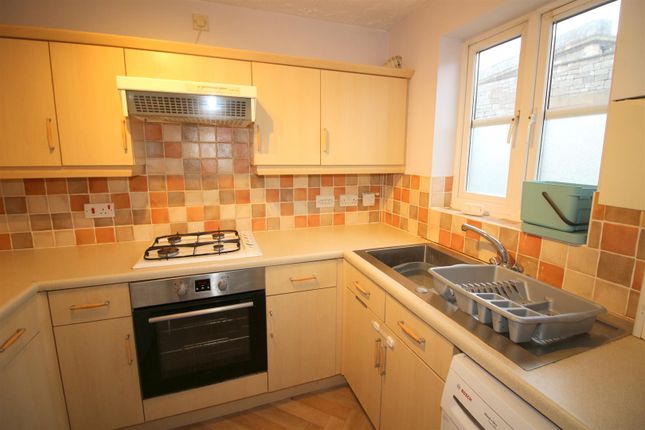 Terraced house to rent in Longfield Place, Plymouth