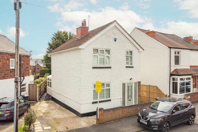 Thumbnail Detached house for sale in Second Avenue, Carlton, Nottingham