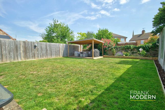 5 St. Andrews Place, Peterborough photo 4