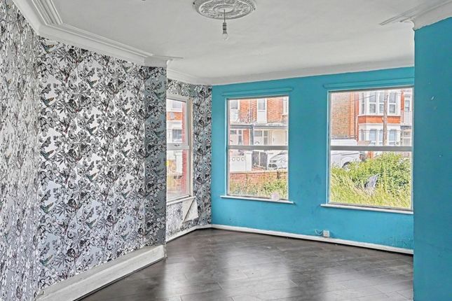 57, Cranley Road, WESTCLIFF-ON-SEA photo 3