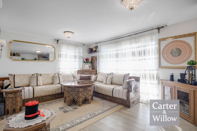 10 , Breacher House, Handley Page Road, Barking photo 4