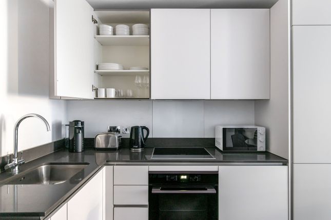 Flat to rent in Holborn, London
