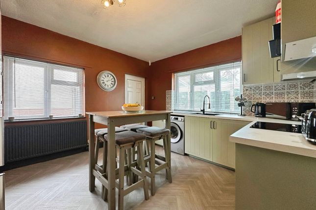 73, Alexandra Road, Penn, Wolverhampton photo 4