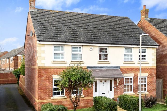 Detached house for sale in Sandleford Lane, Greenham, Thatcham, Berkshire