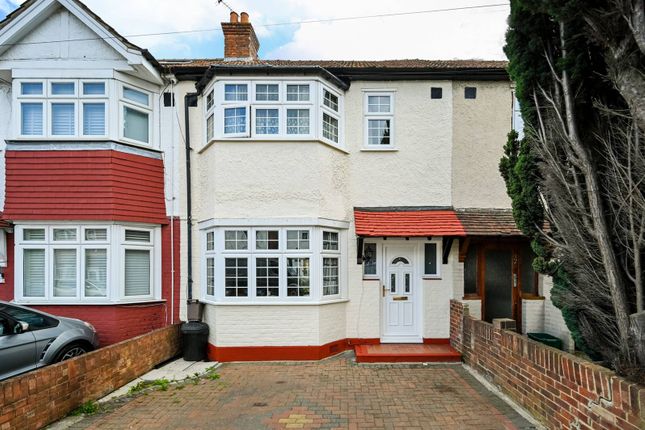 Thumbnail Terraced house for sale in Byron Avenue, New Malden