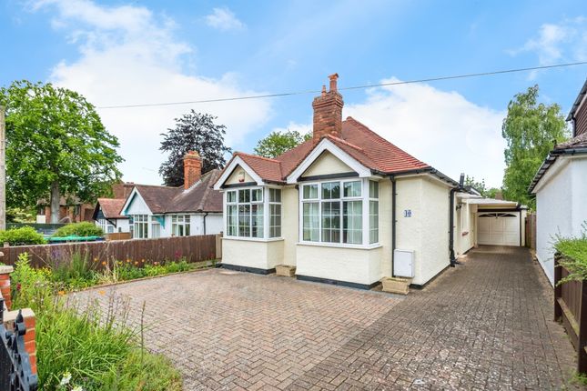 Thumbnail Detached bungalow for sale in Chestnut Avenue, Headington, Oxford