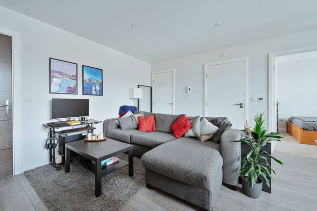 1-bed flat on Kymberley Road, Harrow, £220,000