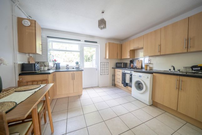 68, Princes Drive, Weymouth photo 2