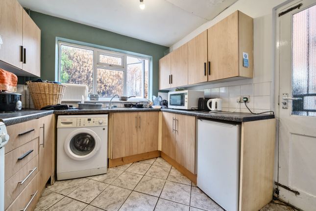 25, Birrell Road, Nottingham photo 4