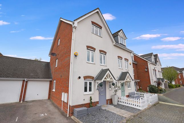 End terrace house for sale in Ingram Close, Larkfield, Aylesford