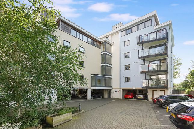 Thumbnail Flat for sale in Clifford Way, Maidstone