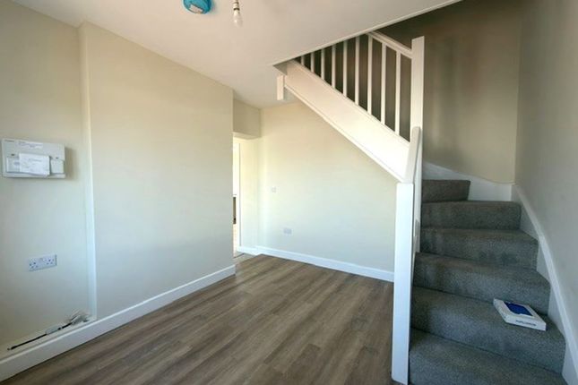 103, Grange Road, Gloucester photo 4
