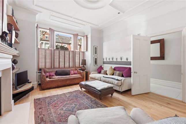 12, Baronsmead Road, London photo 3