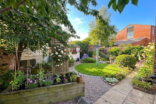 Chapel House, Newport Pagnell photo 3