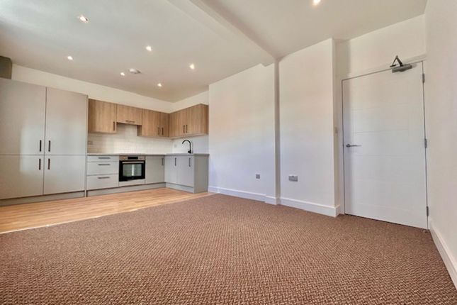 Flat 2, 146A High Street, Tonbridge photo 4