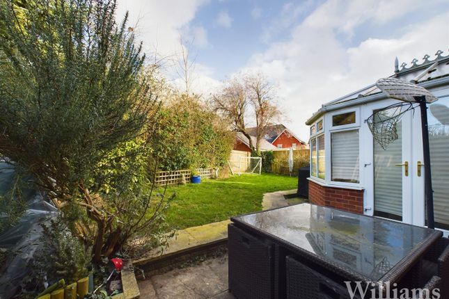 Detached house for sale in Chestnut Close, Waddesdon, Aylesbury