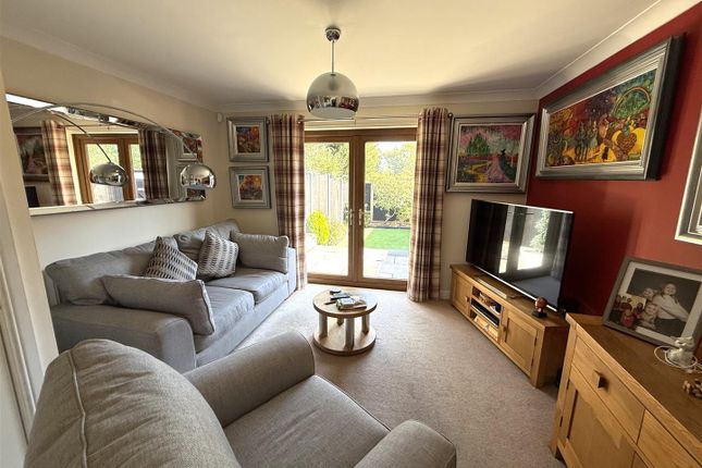 14, Hilltop Lane, Belper photo 3