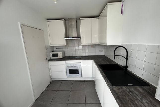 132, Casterbridge Road, Blackheath photo 3