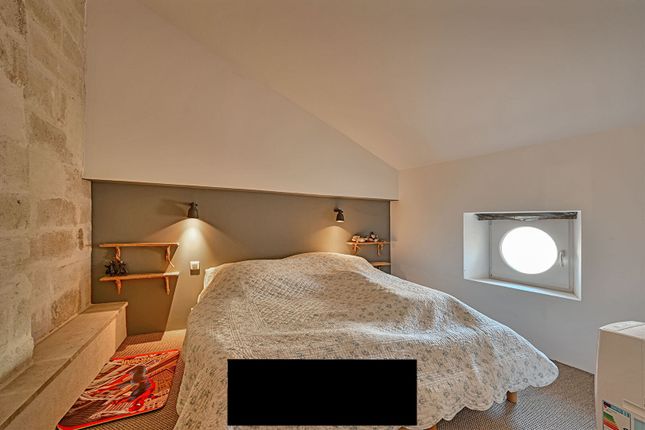 Apartment for sale in Uzes, Gard Provencal (Uzes, Nimes), Provence - Var