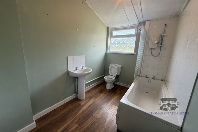8, Taff Terrace, Tonypandy photo 5