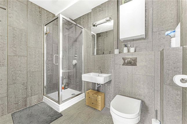 Flat for sale in Roach Road, London