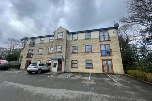 Thumbnail Flat for sale in Westwood Hall, Peregrine Way, Bradford