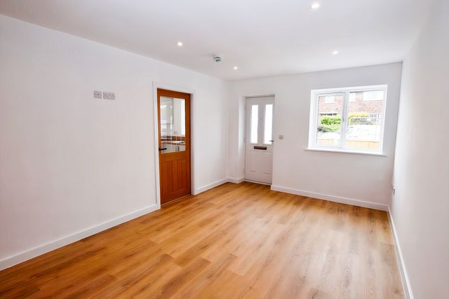 3b, Bartons Lane, Market Drayton photo 4