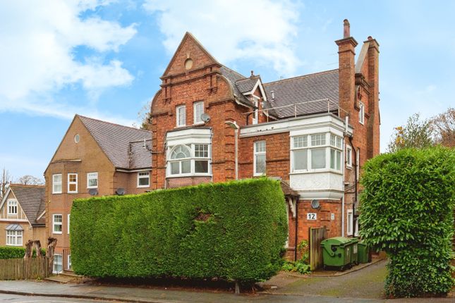 Thumbnail Flat for sale in 12 Molyneux Park Road, Tunbridge Wells