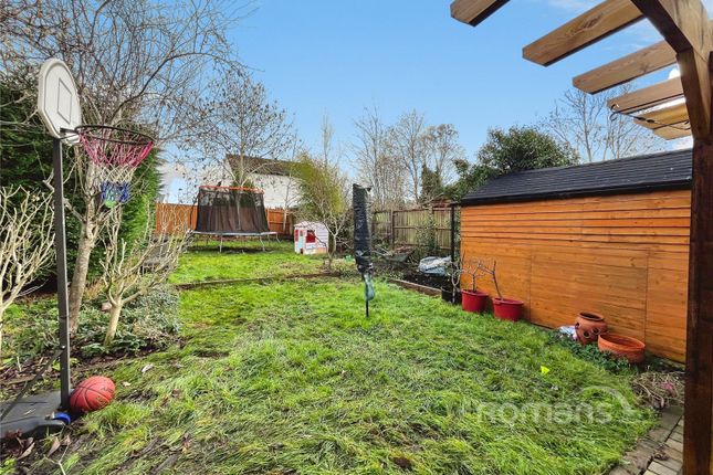 114, Cove Road, Hampshire photo 2