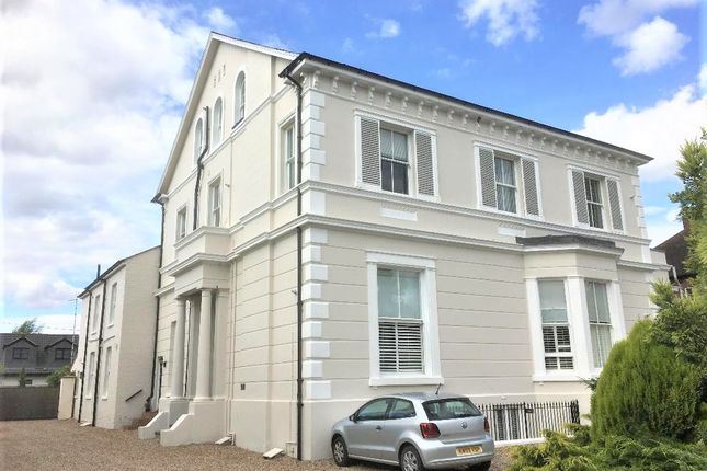 Thumbnail Flat to rent in 54, Warwick Place, Leamington Spa