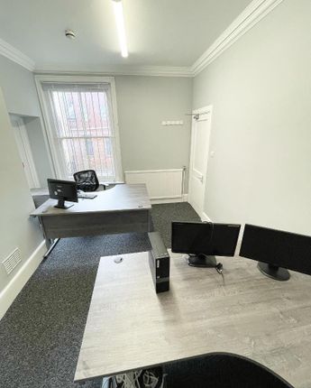 Thumbnail Office to let in Langley Avenue, Surbiton, London KT6 6Qw