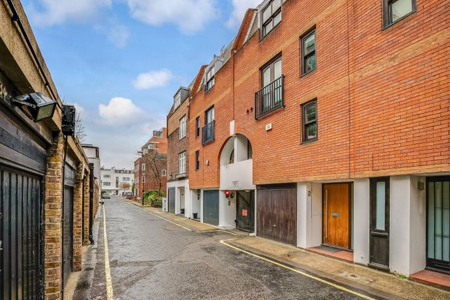 Mews house for sale in St. James's Terrace Mews, London