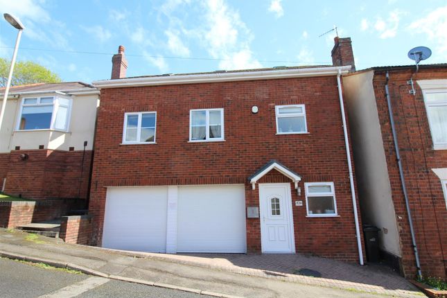 Thumbnail Detached house to rent in Bennetts Hill, Dudley