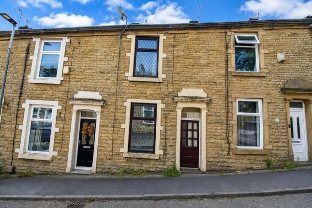 3-bed house on 12, Bentley Street, Darwen, £77,000