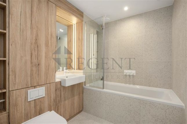 4, X - 89 Georgette Apartments, Cendal Crescent, London photo 3